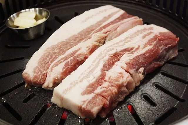 新鮮肉類(lèi)